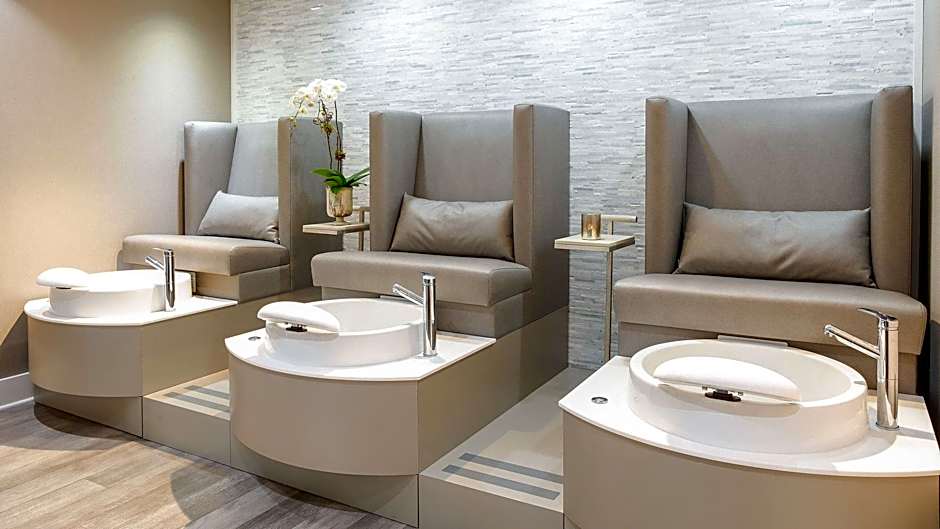 Woodcliff Hotel And Spa