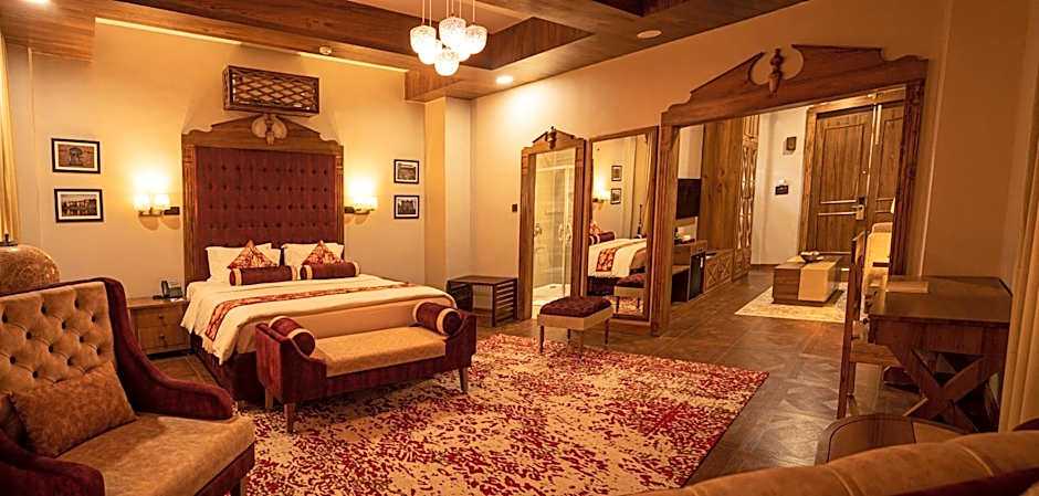 Photo 1 of 13 of Suite, Mountain View