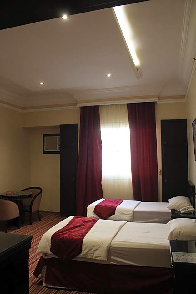 OYO 167 Dar Al Raies Hotel