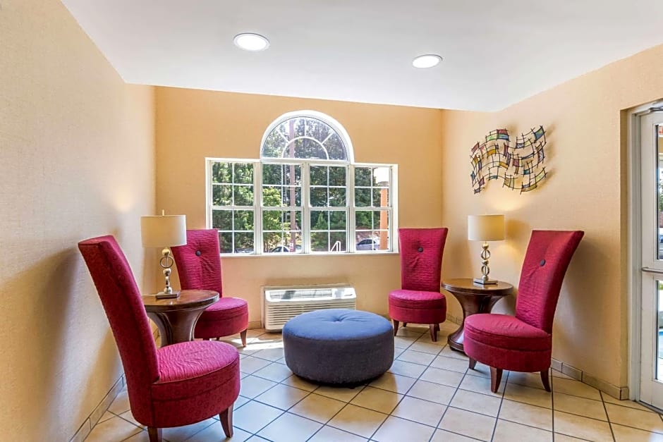 Quality Inn Chester - South Richmond