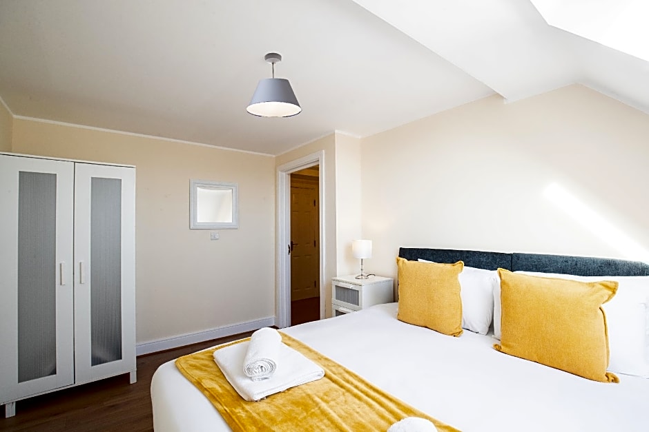 Velvet 2-bedroom apartment Clock House - Hoddesdon