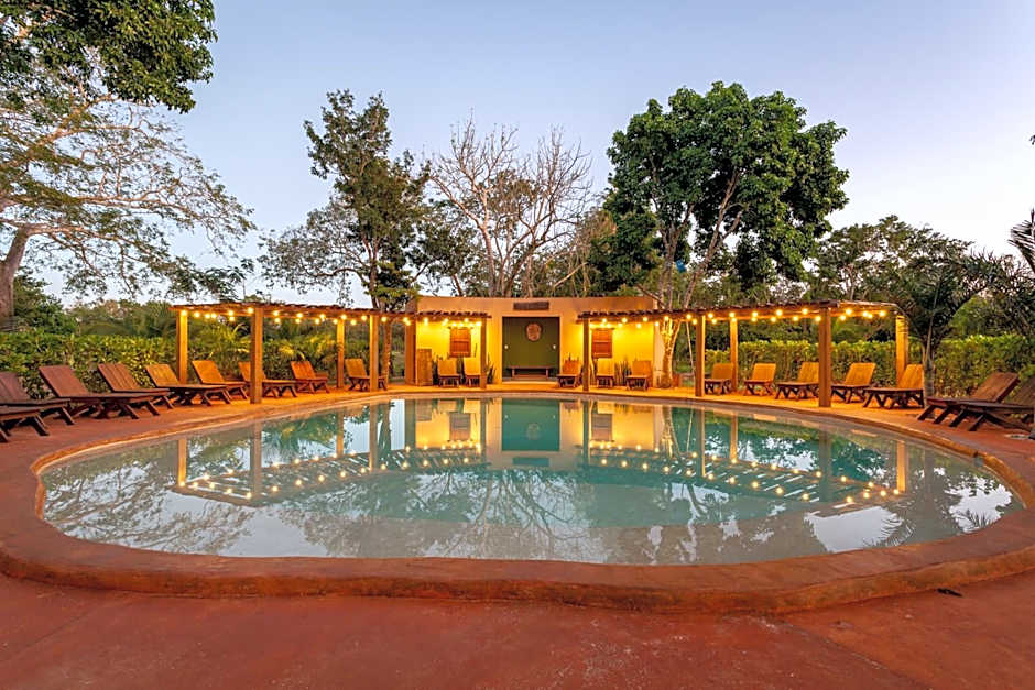 Xuux Peek by Tecnohotel