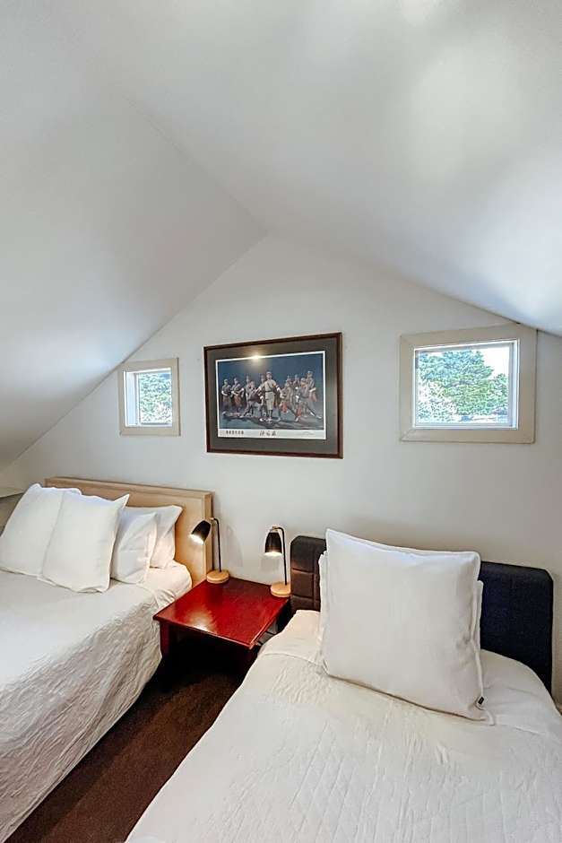 Crackenback Farm Guesthouse