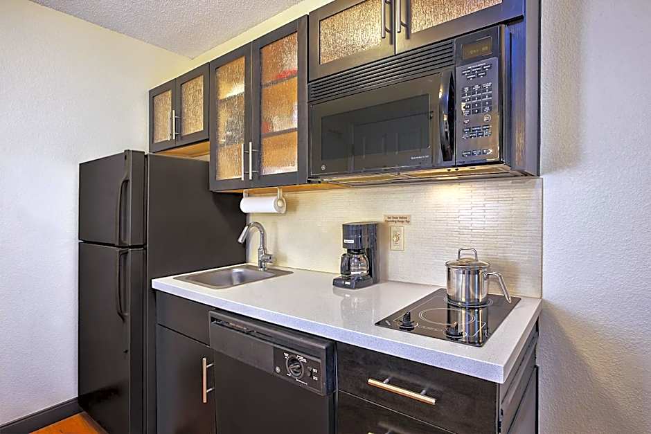 Candlewood Suites Indianapolis Northeast By IHG