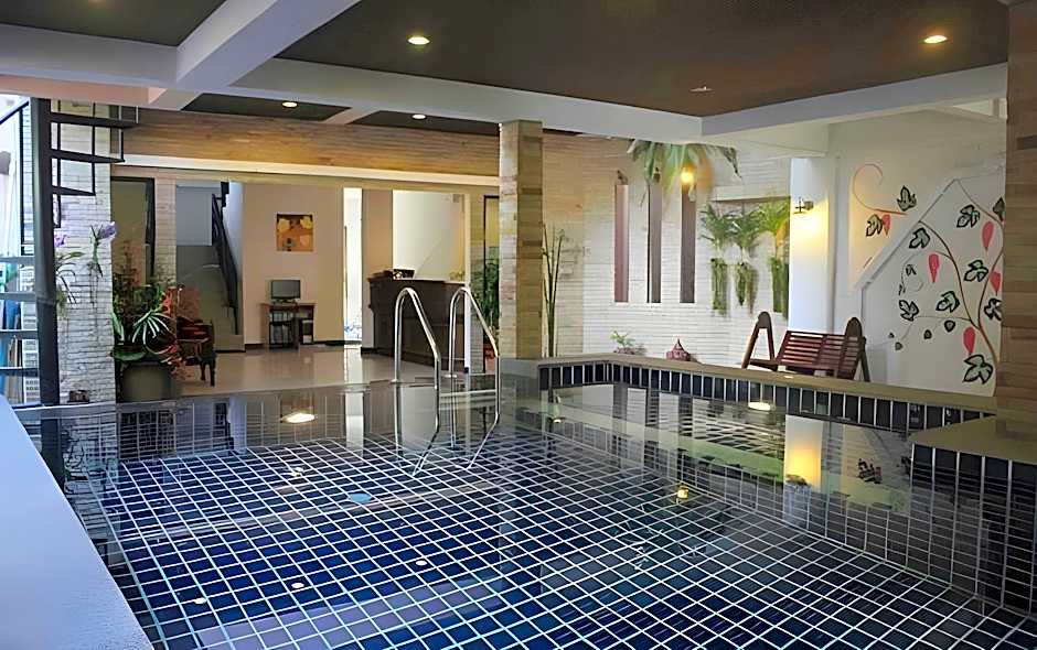 Ice Kamala Beach Hotel