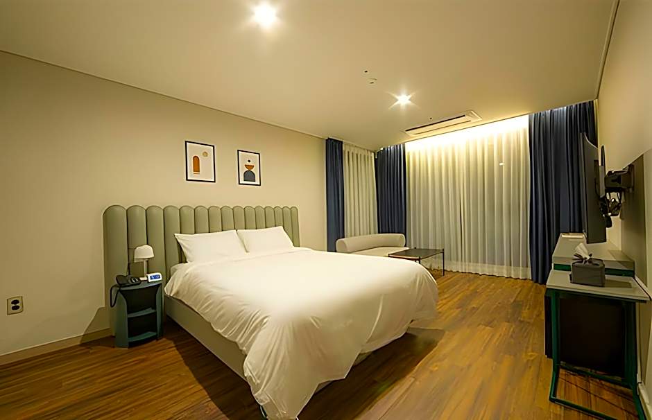 Hotel Seogwipean
