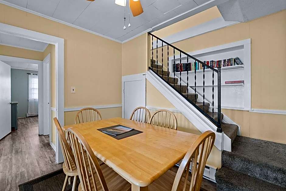 Oceanside Court by KEES Vacations