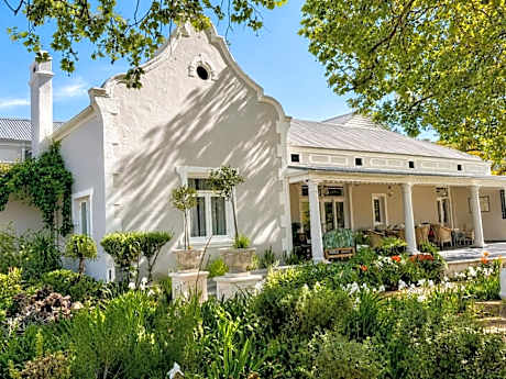 Banhoek Corner Guesthouse