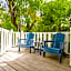 Coconut Palm Inn