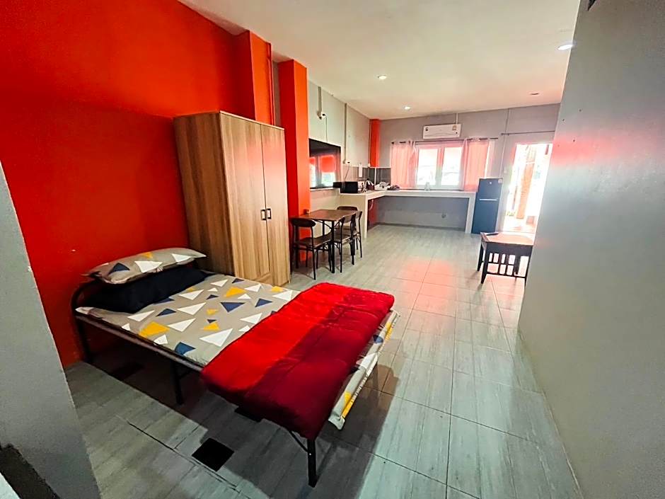 Karon Studio Apartment
