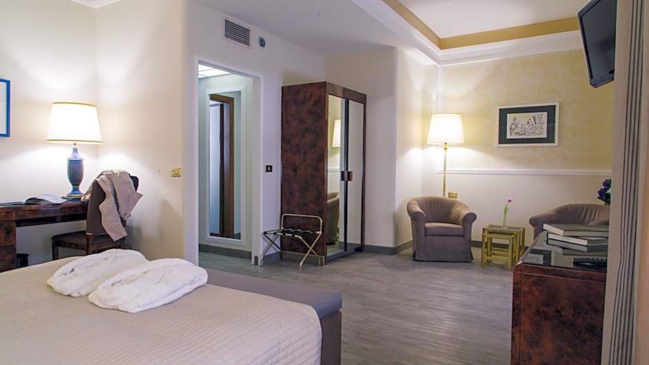 Grand Hotel Excelsior'S