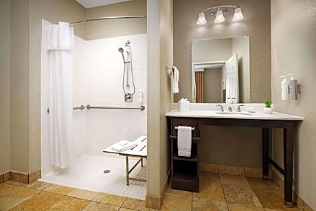 2 King Accessible Roll In Shower Suite Non-Smoking