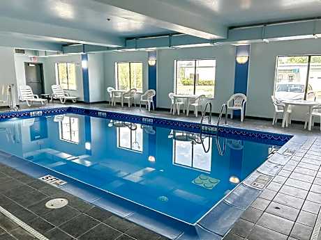 Comfort Inn & Suites Cambridge