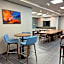 Sky Point Hotel & Suites - Atlanta Airport