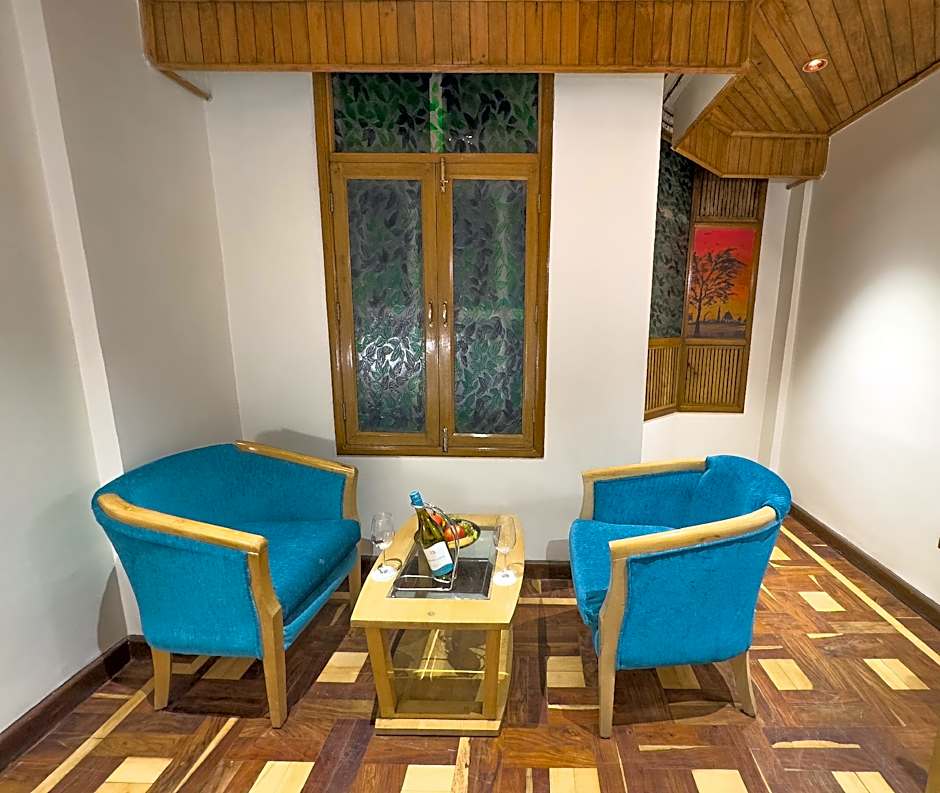 Bravia Hotel Manali Inn