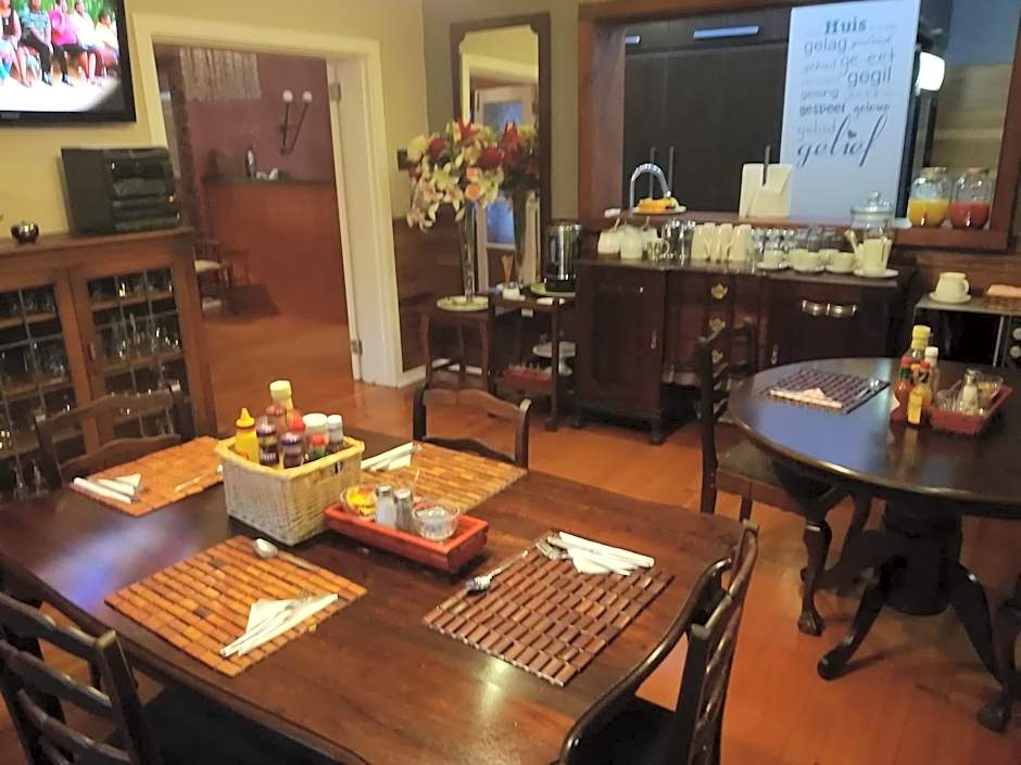 Tranquil House B&B @ 121 Berry St
