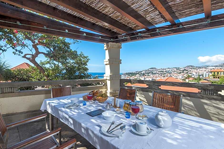 ARTS IN Hotel Conde Carvalhal