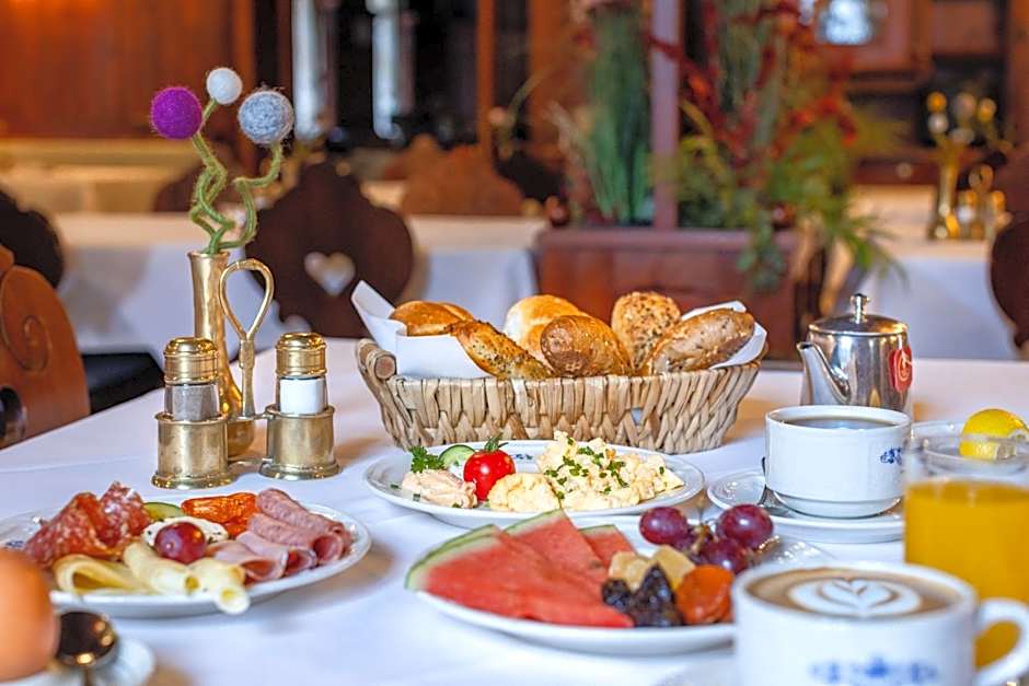 Hotel Lebzelter