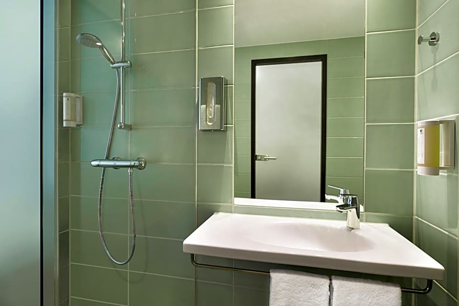 Super 8 by Wyndham Hamburg Mitte