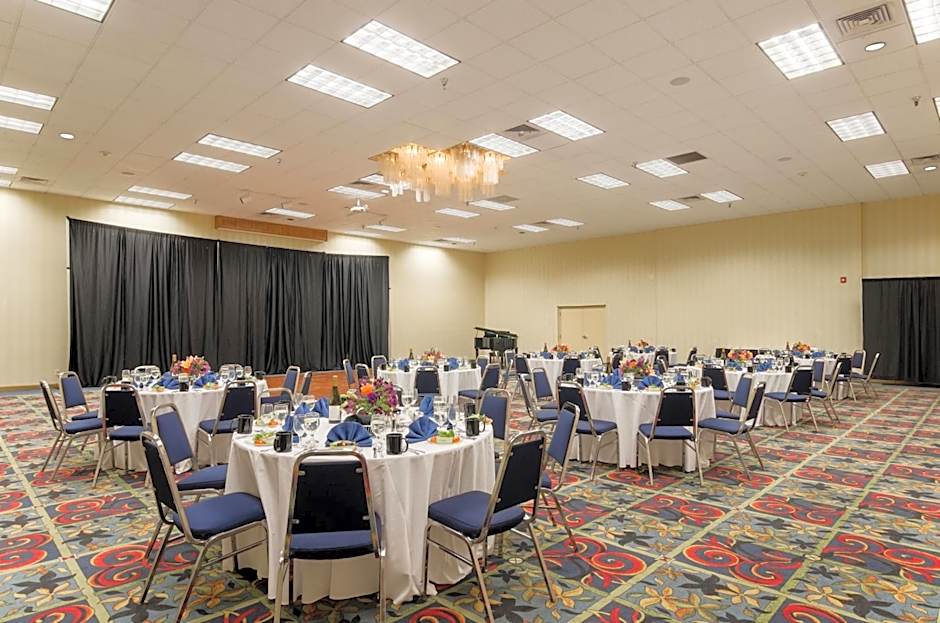 Red Lion Hotel & Conference Center Cheyenne