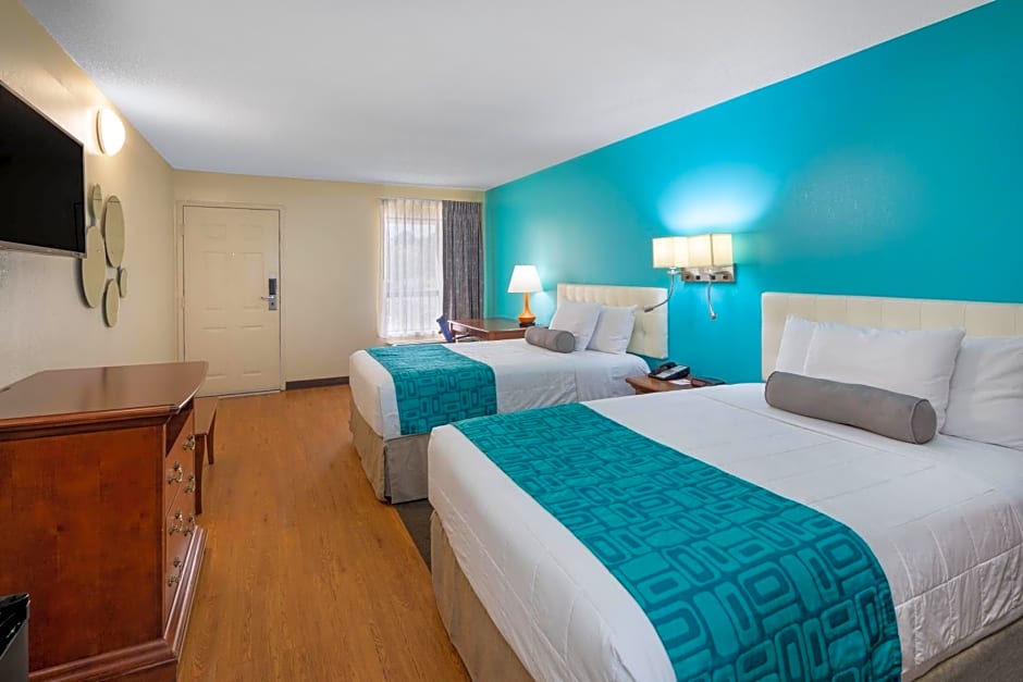 Howard Johnson by Wyndham Savannah GA