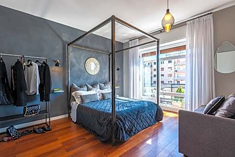Deluxe Double Room with Balcony