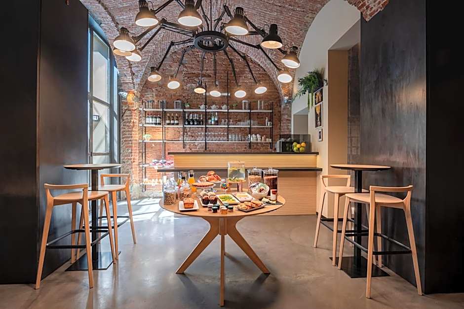Globus Urban Hotel
