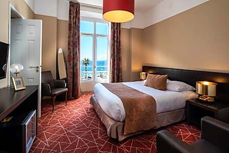 Double or Twin Room - Sea side view