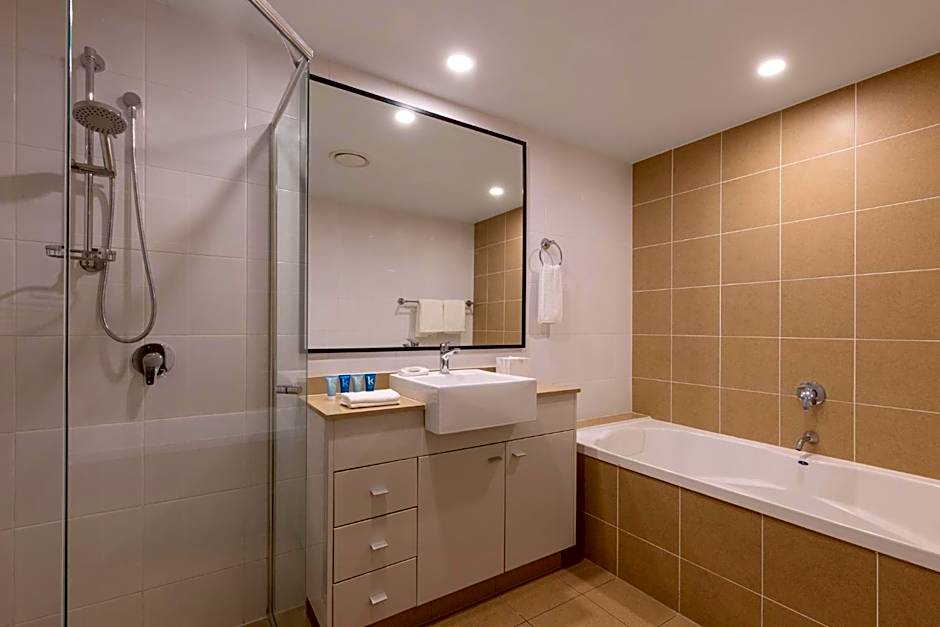 Meriton Suites Broadbeach