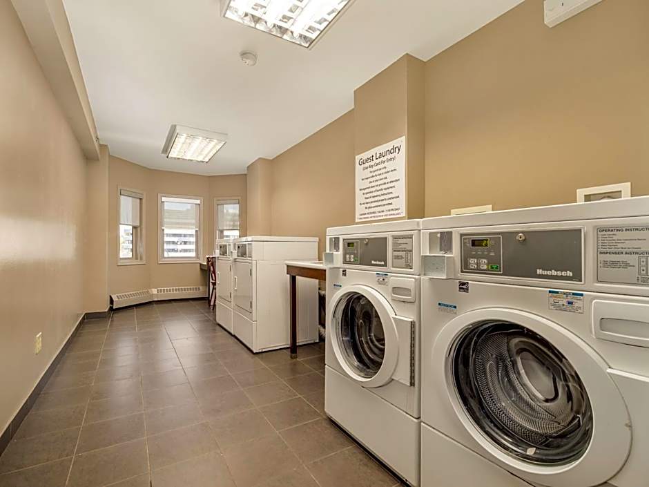 Holiday Inn Conference Centre Edmonton South By IHG