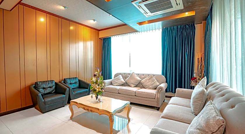 Blue Sky Residence Airport