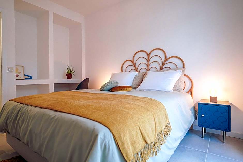 Birds of Paradise - Boutique Surf Lodge