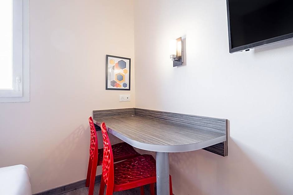 Kyriad Dijon Sud - Longvic