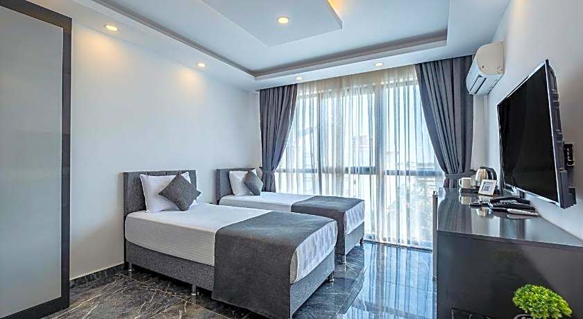 Laristone Suite Spa Hotel