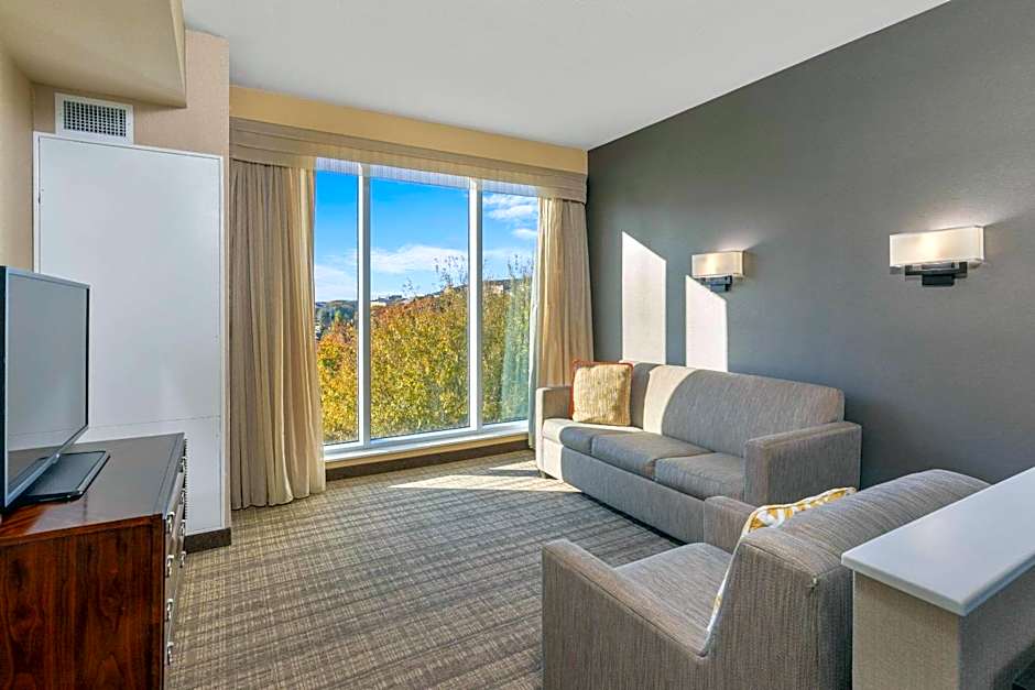 Cambria Hotel Plano Frisco