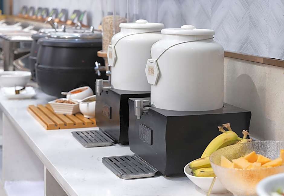 凯旋龙酒店广州区庄地铁站店