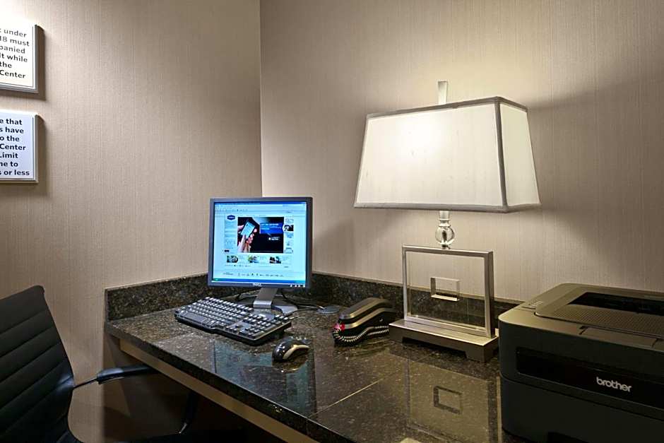 Hampton Inn By Hilton Midland