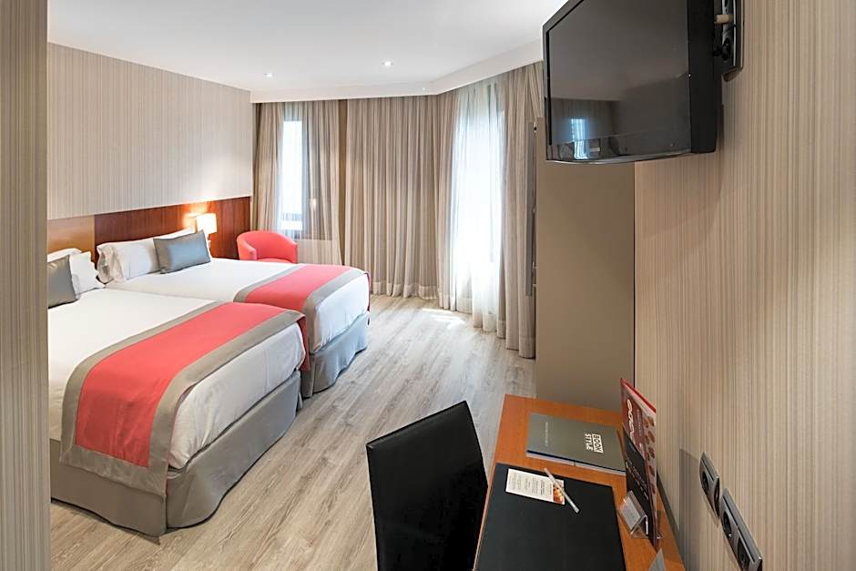 Photo 1 of 1 of Junior 1 King Bed Suite