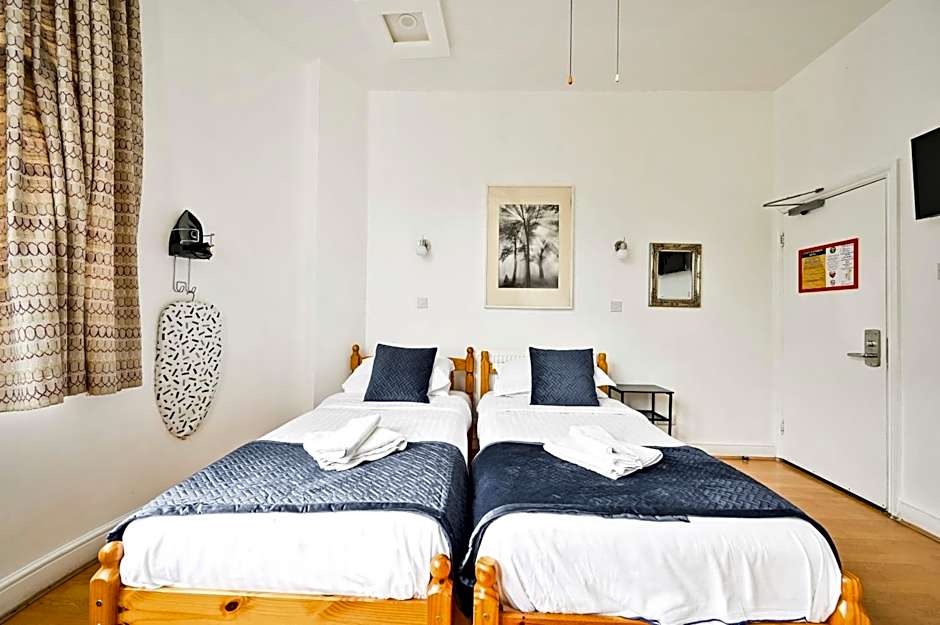 City London Hotel