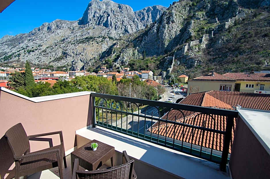 Hotel Porto In