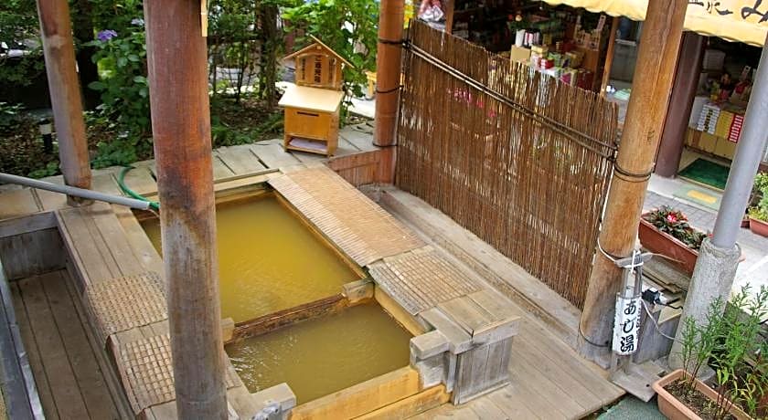 Nozaru Hostel