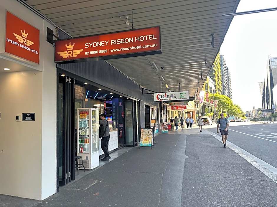 Sydney RiseOn Hotel