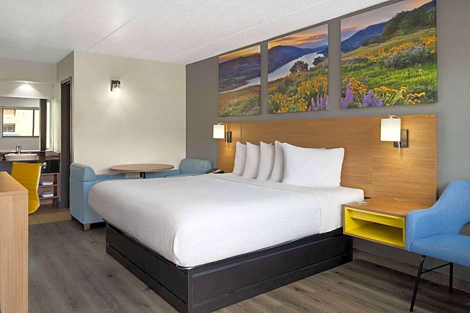 Days Inn by Wyndham Columbus Worthington