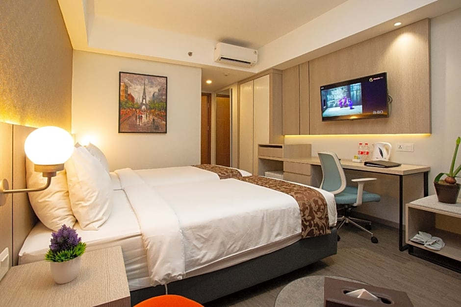 Photo 1 of 18 of Deluxe 1 Twin Bed