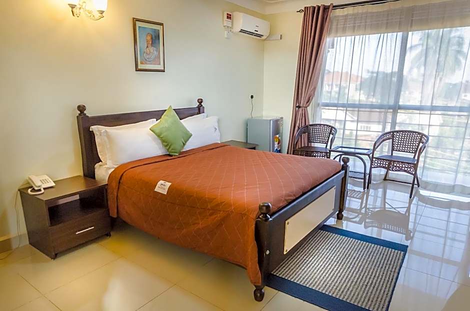 Marie's Royale Hotel