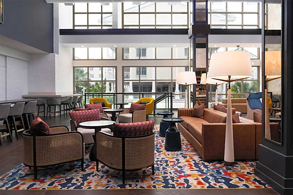 Hilton Garden Inn Charleston Waterfront/Downtown