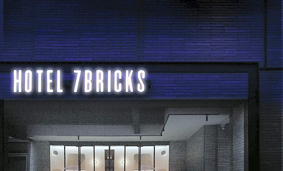 Gwangyang Seven Bricks Hotel