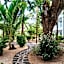 Hibiscus Boutique Hotel