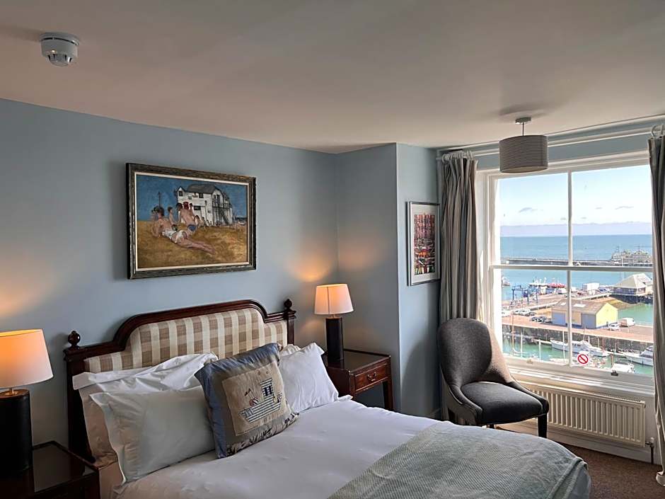 The Royal Harbour Hotel