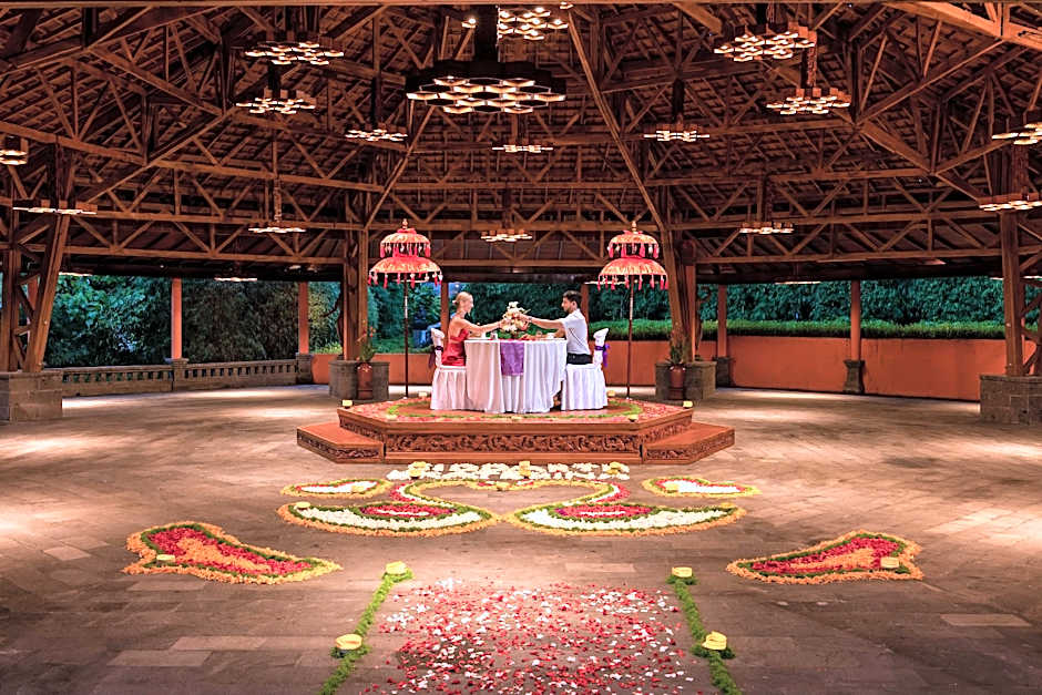 Swan Paradise A Pramana Experience